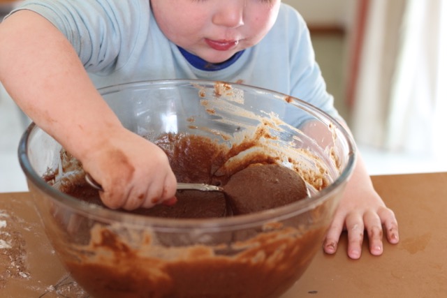 5 Tips for Cooking with Kids (make food prep fun for both kids ‘and’ parents!)